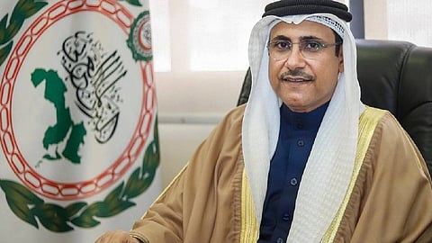 رئيس البرلمان العربي يشيد بمبادرتي ولي العهد ويؤكد أهميتهما للحفاظ على البيئة