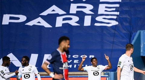 ليل يسقط سان جيرمان ويخطف صدارة الدوري الفرنسي