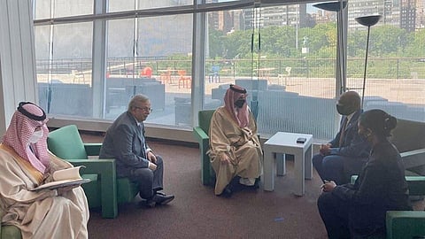 لبحث مستجدات الوضع في فلسطين.. وزير الخارجية يلتقي نظيريه الباكستاني والمالديفي بالأمم المتحدة