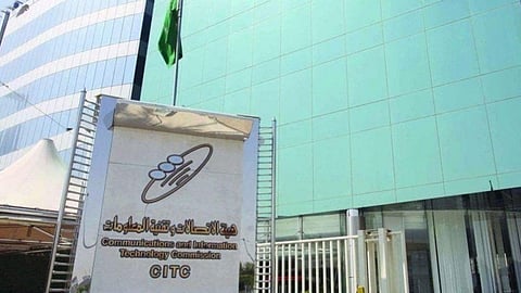 «فيدكس» تتصدر قائمة الأكثر شكاوى في شحنات البريد المحلية والدولية
