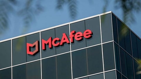 مصرع رئيس «McAfee» يثير الغموض.. والشركة تواجه الحادث بـ«الصمت»