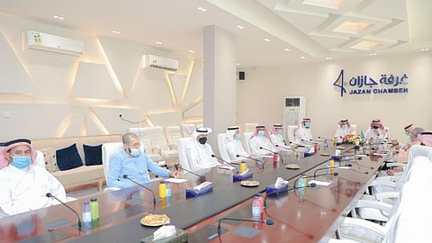 بالصور.. «غرفة جازان» تناقش مكافحة التستر التجاري