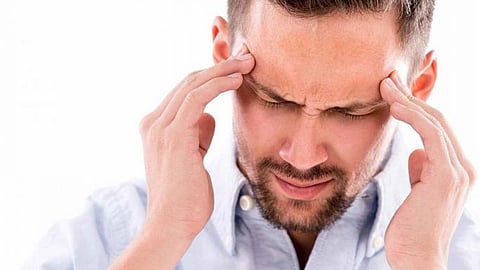 متخصص: هكذا نفرق بين الصداع الطبيعي والمرتبط بكورونا