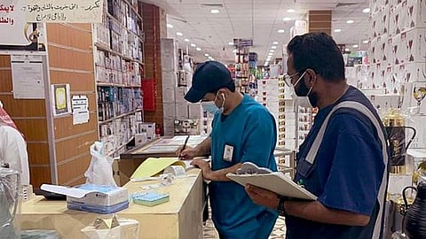 أمانة الشرقية تنفِّذ 1486 جولة رقابية بالأسواق والمراكز التجارية