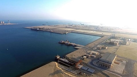 ريان نقادي: إلغاء تخصيص محطة التحلية بـ«رأس الخيمة» بسبب كورونا