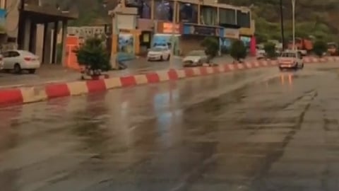 الأرصاد: أمطار ورياح وبَرَد على منطقتي عسير والباحة