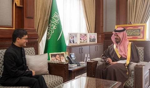 Madinah Region Governor Receives Indian Consul General in Jeddah
