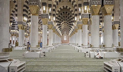 Prophet's Mosque Deploys over 25,000 RFID-Equipped Rugs for Enhanced Care
