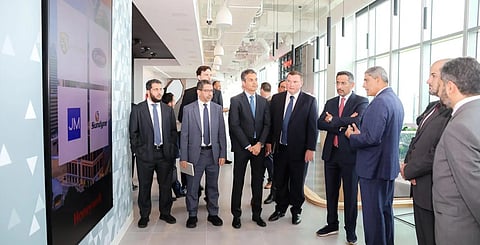 Industry Minister Strengthens Smart City, Industrial Collaboration with Honeywell Leadership