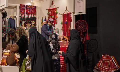 Sadu Weaving Brings the Story of Desert to Life at Saudi International Handicrafts Week
