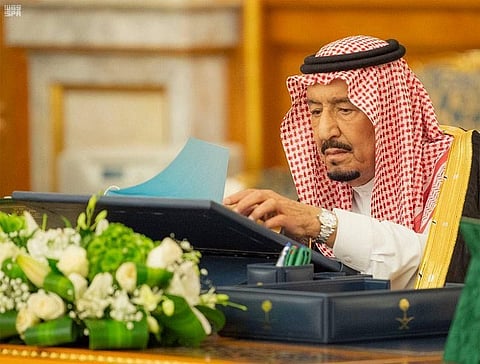 King Salman Chairs Saudi Arabia’s Cabinet Session in Jeddah