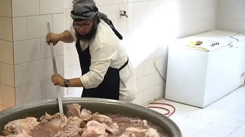 الطاهي محمد الحارثي: أصعب يوم طبخت فيه كان يوم عرفة 