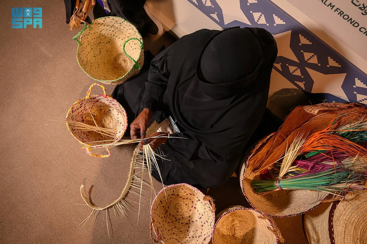 مهلة سنة لتوفيق الأوضاع.. نص الموافقة على نظام الحرف والصناعات اليدوية 