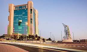 أمانة جدة تبدأ أعمال تحسين ميدان الجمل لتعزيز السلامة وانسيابية الحركة المرورية 