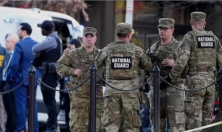 جهاز الخدمة السرية الأمريكي يصيب شخصين في حادث البيت الأبيض
