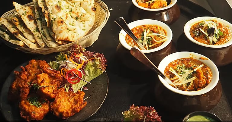 استشاري يحذر من سلوكيات خاطئة بشأن مواعيد تناول الطعام