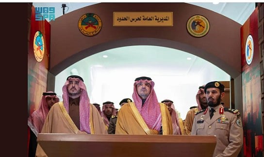 وزير الداخلية يدشّن عددًا من المشروعات ومركزًا تاريخيًّا لحرس الحدود بمنطقة الجوف 