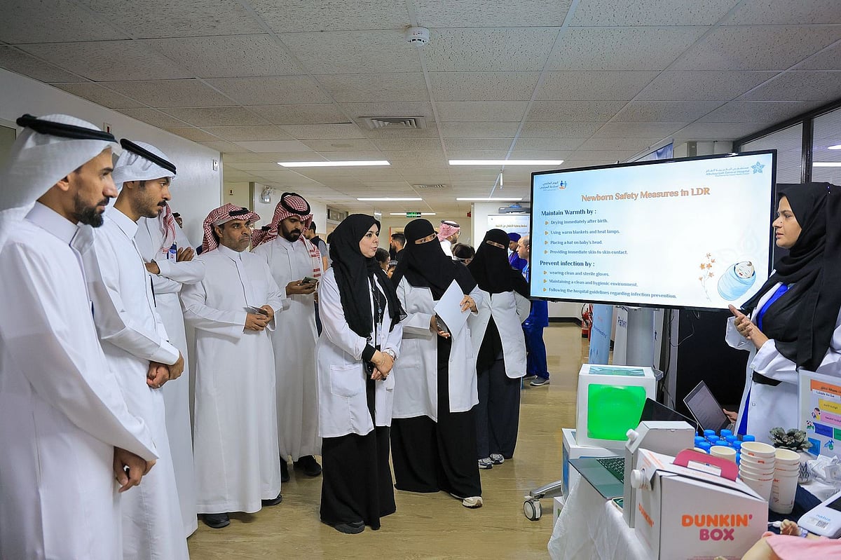 تجمع القصيم الصحي يكرم مستشفى البكيرية العام تقديرًا لإنجازاته في العيادات الخارجية 