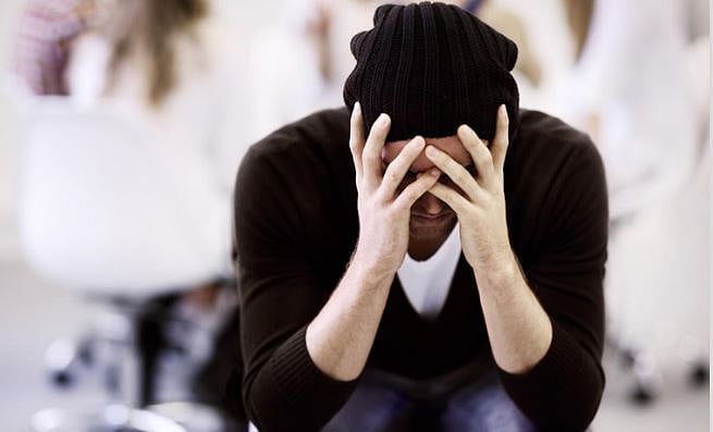 مختص: الهشاشة النفسية ليست ضعفا لكنها نتيجة ظروف مرّ بها الشخص طوال حياته 