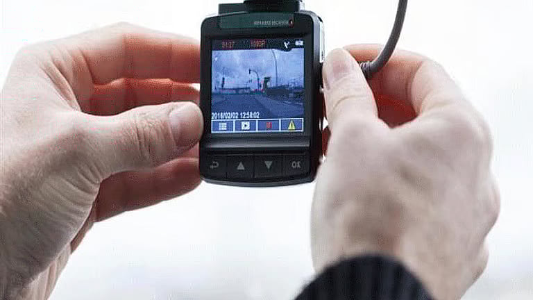 محام يوضح الحدود القانونية لاستخدامات الداش كام 