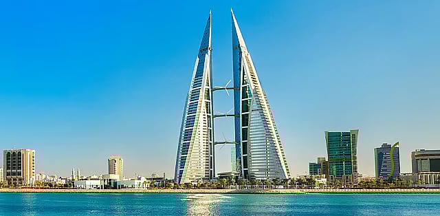 البحرين تُقر قانونًا جديدًا لضرائب دخل الشركات وترفع أسعار الطاقة لتعزيز الاستدامة المالية 