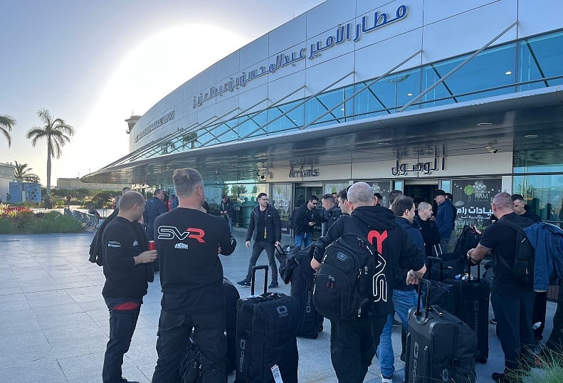 مطار الأمير عبدالمحسن الدولي بينبع يستقبل أولى رحلات متسابقي رالي داكار 2026