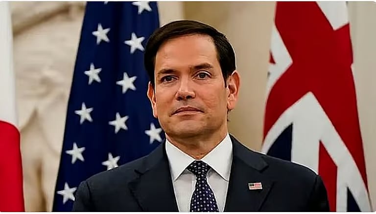 وزير الخارجية الأمريكي: الولايات المتحدة تدعم الشعب الإيراني 