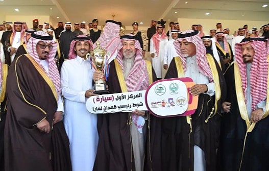 أمير نجران يرعى سباق الهجن بميدان شرورة 