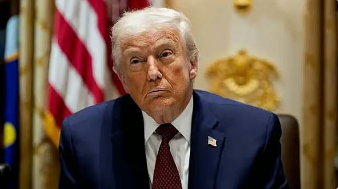 الرئيس الأمريكي: حان الوقت للبحث عن قيادة جديدة في إيران 