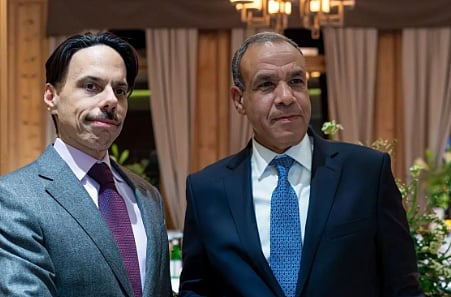 وزير الخارجية ونظيره المصري يناقشان مستجدات المنطقة على هامش منتدى دافوس 