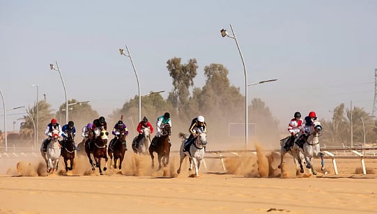 20 فائزًا خلال حفل السباقات السابع بميدان فروسية الجوف 