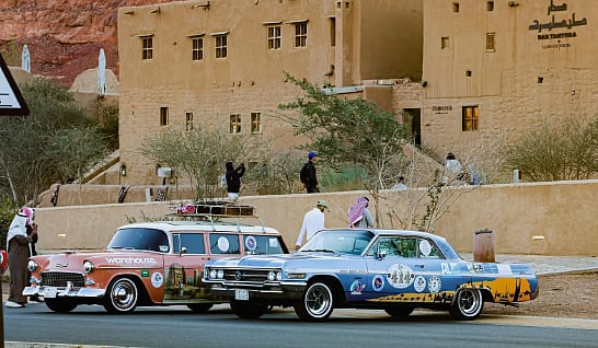 العُلا تستضيف رالي طويق الدولي الرابع للسيارات الكلاسيكية 2026 