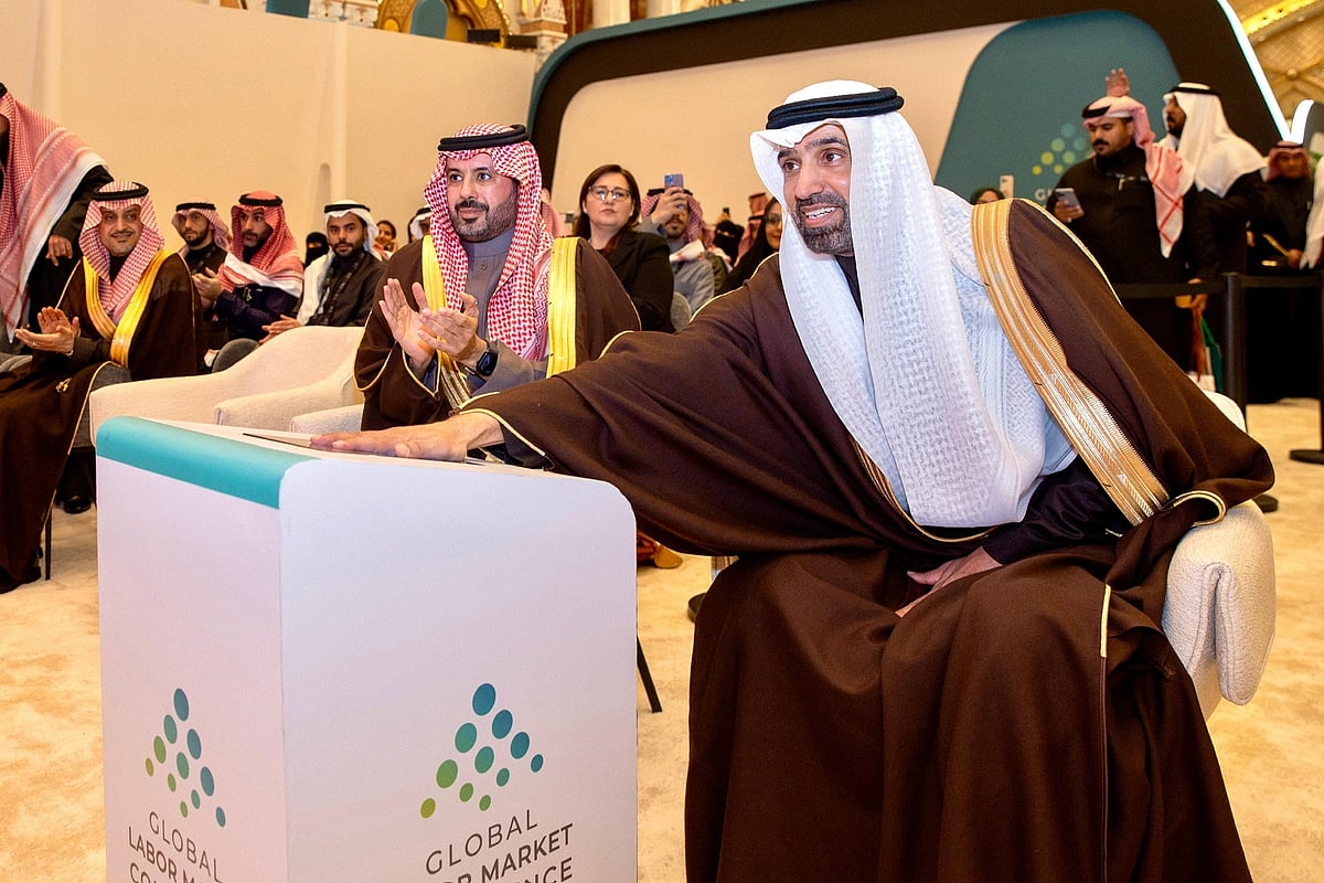 وزير الموارد البشرية يدشن مبادرة الإرشاد المهني الشامل 