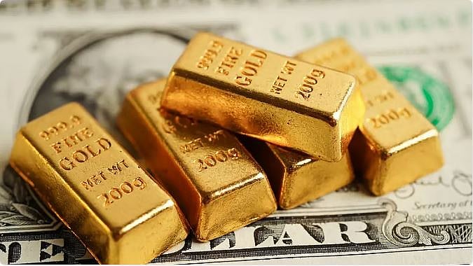 الذهب يقفز أكثر من 2%.. والأونصة تتجاوز 5000 دولار 