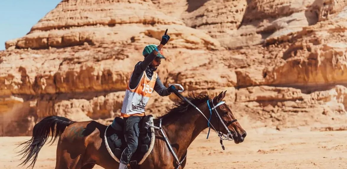 المستشار الفني لاتحاد الفروسية: 72 دولة تشارك ببطولة العلا للقدرة والتحمل 