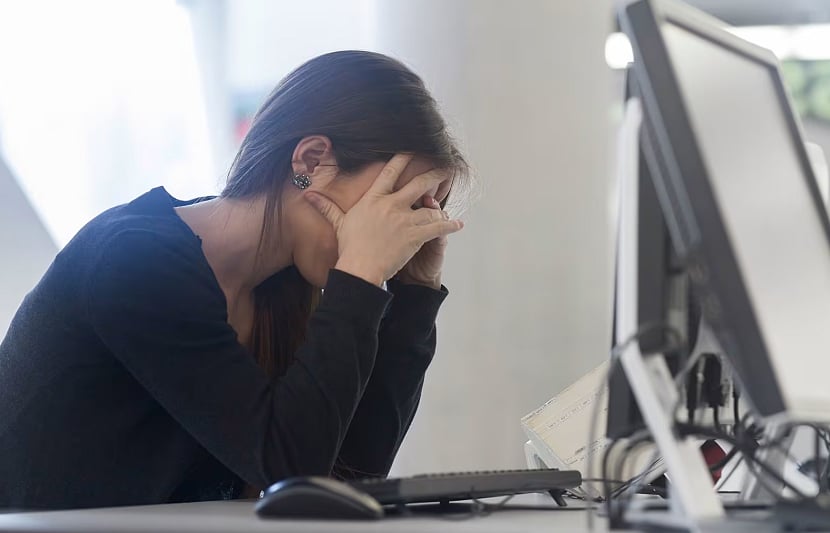 أخصائية: 4 أعراض لنوبات الهلع 