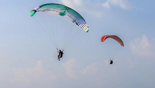 اختتام بطولة المملكة للطيران الشراعي 2026 بمنطقة عسير 