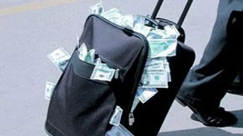 قانوني: سجن يصل إلى 7 سنوات حال ثبوت إخفاء أموال أو تهريبها لتعطيل تنفيذ حكم قضائي 