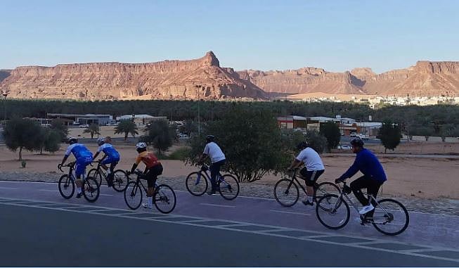 مسارات الدراجات الهوائية في العُلا تعزّز ممارسة الرياضة خلال رمضان 