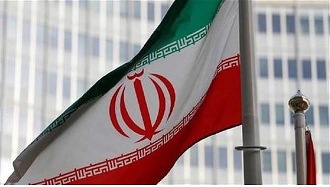إيران تشكل مجلس قيادة مؤقت بعد اغتيال المرشد الأعلى وتتعهد بالانتقام من هجمات إسرائيل وأمريكا