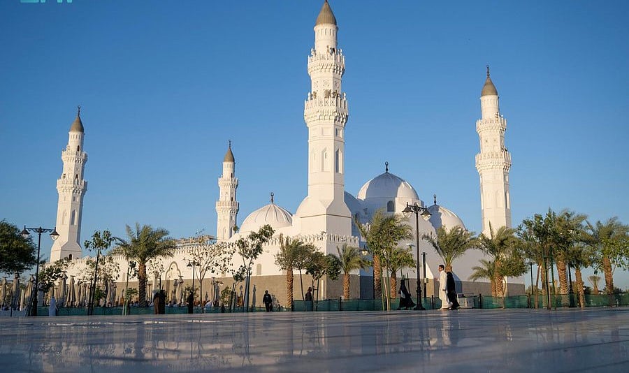 مسجد قباء.. أول مسجد في الإسلام وشاهد على الهجرة النبوية 
