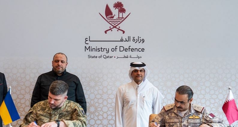 قطر توقع اتفاقية تعاون في القطاع الدفاعي مع أوكرانيا 