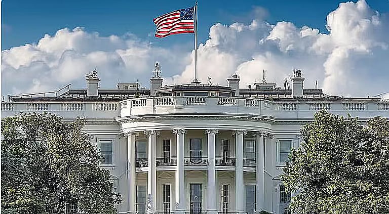 البيت الأبيض: فانس يجري محادثات مع رئيس وزراء باكستان 