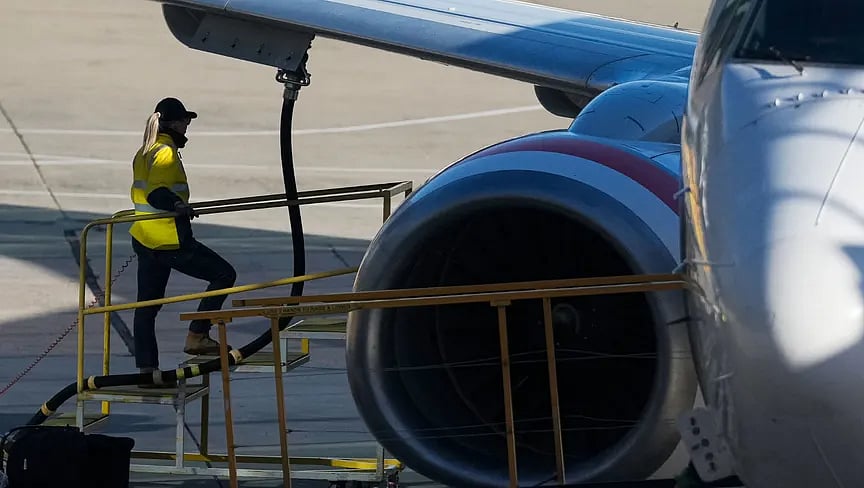 أزمة وقود الطائرات وتوترات هرمز: هل يتوقف الطيران في أوروبا؟