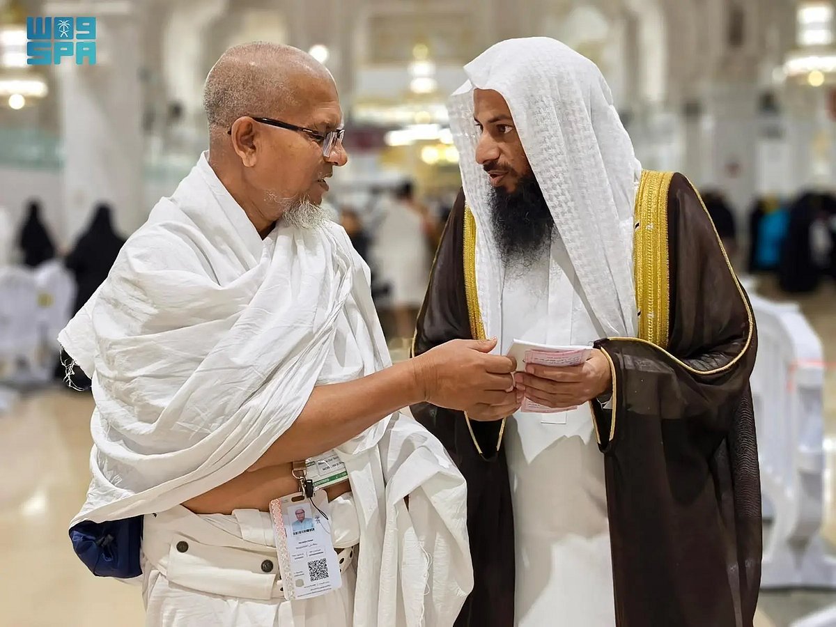 رئاسة الشؤون الدينية تستقبل طلائع حجاج بيت الله الحرام وتهيئ برامجها لموسم حج 1447 هـ 