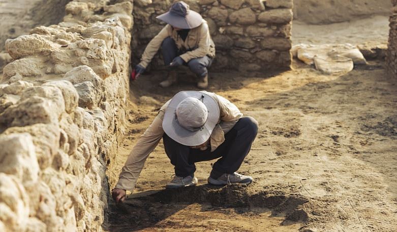 هيئة التراث تُعلن نتائج موسم التنقيب الأثري لعام 2025م للبعثة السعودية الصينية في موقع السرين الأثري 