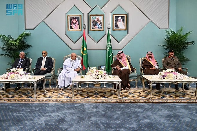 الرئيس الموريتاني يُغادر المدينة المنورة 