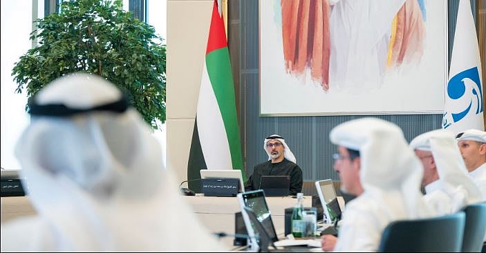 الإمارات تسعى لإنجاز خط أنابيب لتصدير النفط بعيدا عن مضيق هرمز 