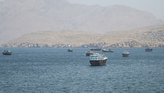 مسؤول أمريكي: الصين تريد إعادة فتح مضيق هرمز دون قيود 
