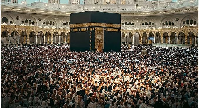 مفتي عام المملكة: توجيهات خادم الحرمين الشريفين وولي العهد مكّنت ضيوف الرحمن من أداء مناسكهم في راحة وطمأنينة 